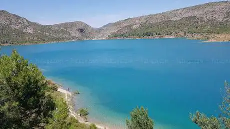 Photo de Embalse de Loriguilla