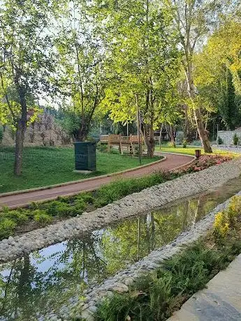 Photo de Merkezefendi Belediyesi Şemikler Doğal Yaşam Parkı