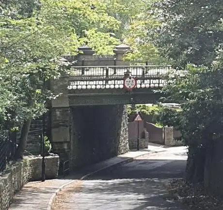 Photo de Grade II Listed Overbridge
