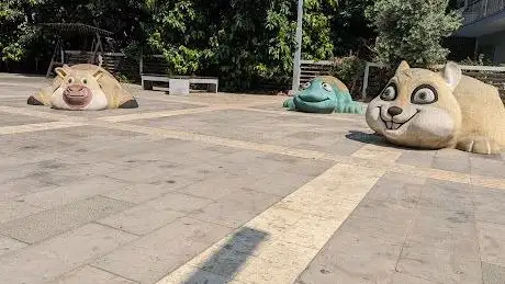 Photo de Sculpture Path