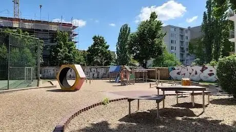 Photo de Hamsterrad-Spielplatz in der Schudomastraße