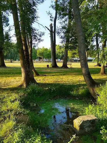 Photo de Aires de camping car de Marboué