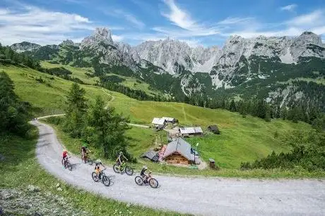 Photo de Tourist Information Center