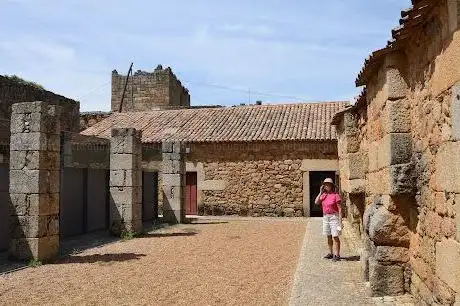 Photo de Posto de Turismo de Idanha-a-Velha / Lagar de Varas