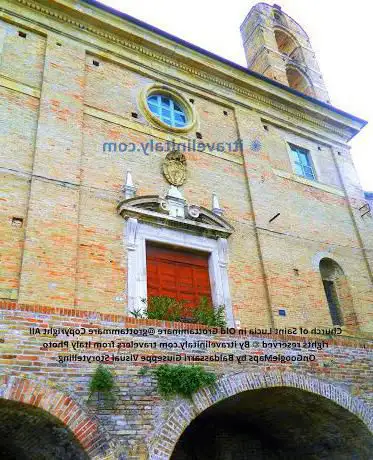 Photo de Church of Saint Lucia