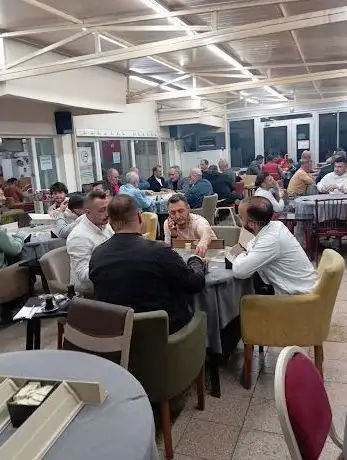 Photo de Şahinler Cafe&Aile Okey Salonu