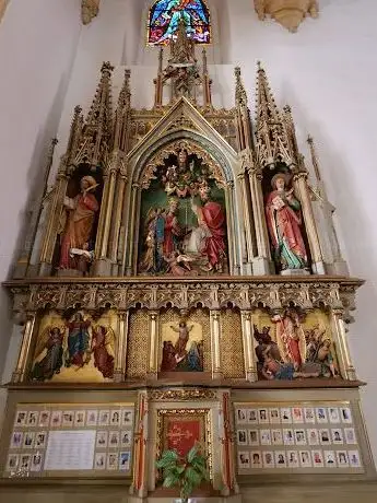 Photo de Stadtpfarrkirche zum Heiligen Blut