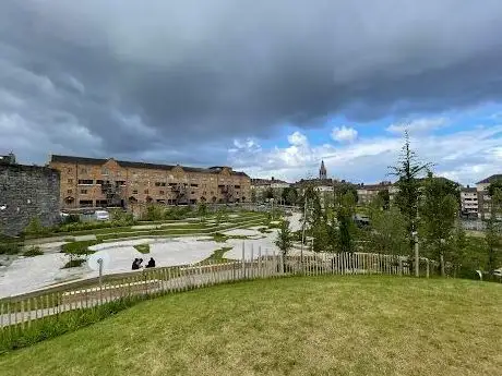Bridgefoot Street Park