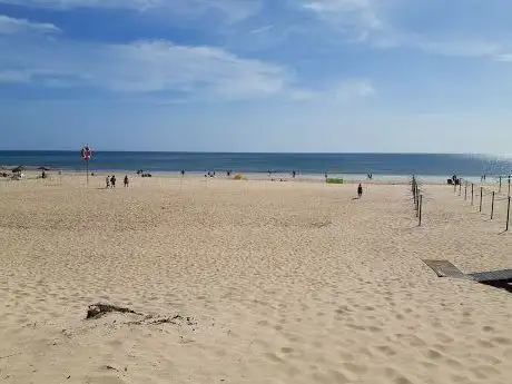 Photo de Praia do Cabeço