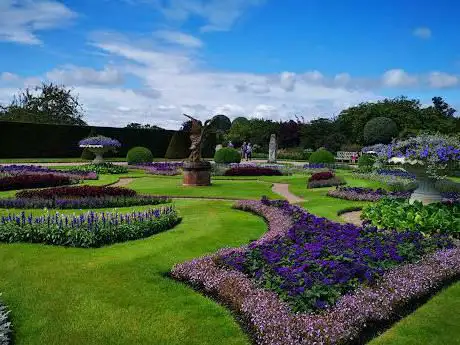 Photo de Eaton Hall Gardens