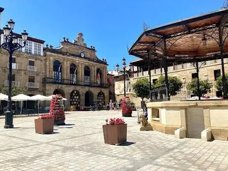 Photo de Templete de la plaza de la Paz. Haro. La Rioja.