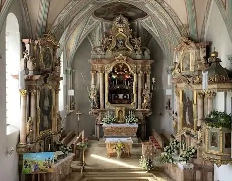 Photo de Parish Church of St. Vitus