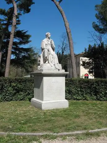 Photo de Monumento a George Byron