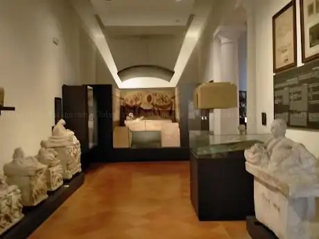 Photo de Museo della Cattedrale e Labirinto di Porsenna