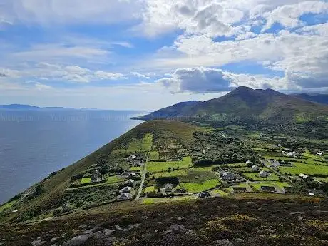Photo de Rossbeigh Mountain