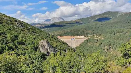 Photo de Pinar de Velilla