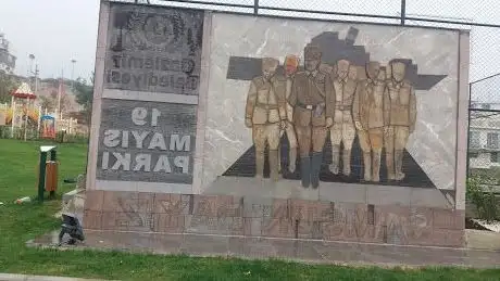 Photo de 19 Mayıs Parkı