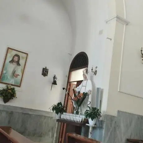 Photo de Parrocchia Madonna Del Carmine e San Pasquale Baylon