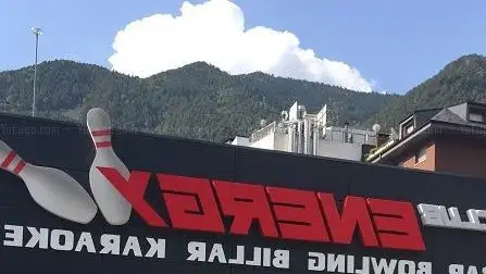 Photo de Club ENERGY - Bar Bowling Billiard Karaoke