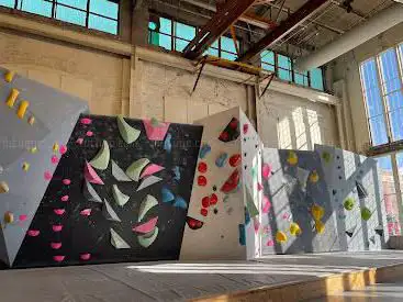 Climb So iLL at the Steel Shop