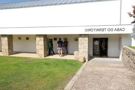 Photo de Territorial House
