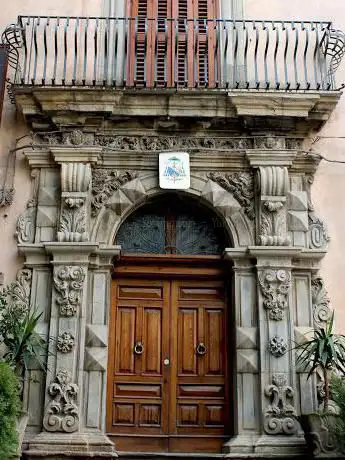 Photo de Diocesi di Nicosia - Curia Vescovile