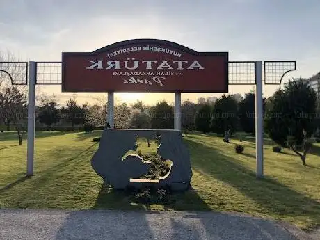 Photo de Atatürk Silah Ve Arkadaşları Parkı