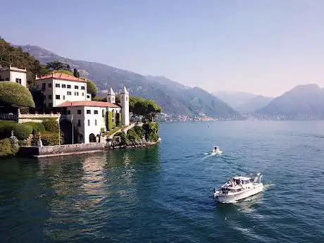Photo de Lake Como Boats