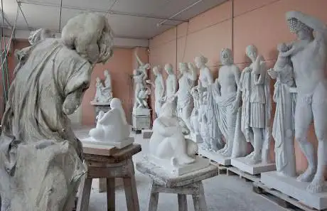 Photo de Cervietti Franco e C. Snc Laboratorio di scultura in marmo