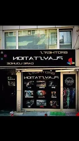Photo de Brothers Playstation Cafe