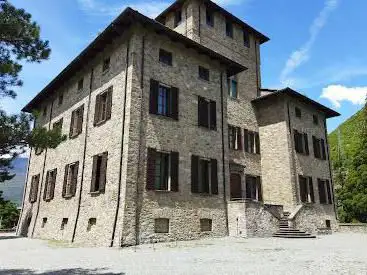 Foto de Castle of Baron Gamba