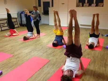 Photo de Laura Spinney Yoga Pilates and Dance