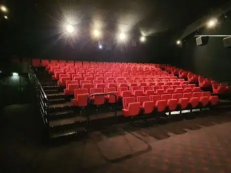 Photo of Pathé Saint-Denis