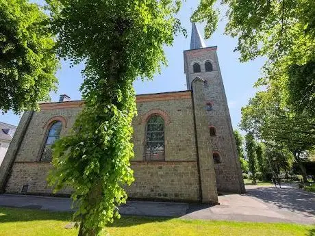 Photo de Pauluskirche Hasten
