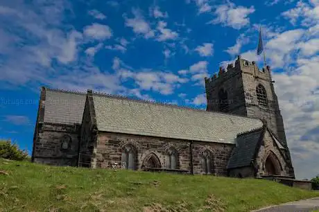 Photo de St Oswalds Parish Church Bidston Village