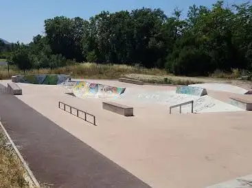Photo de skatepark de Simiane