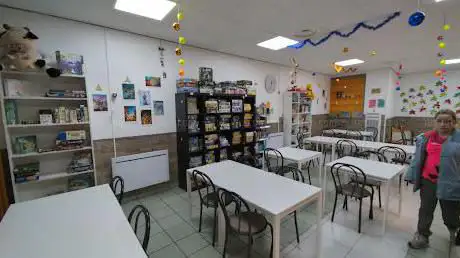 Photo de Le Repaire des Petits Joueurs - Café ludique - jeux de société - Famille - Adulte - Enfant