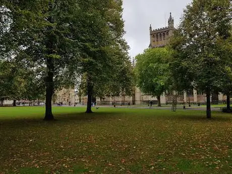 Photo de College Green