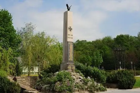 Photo de Schönkirchen-Reyersdorf  Kriegerdenkmal