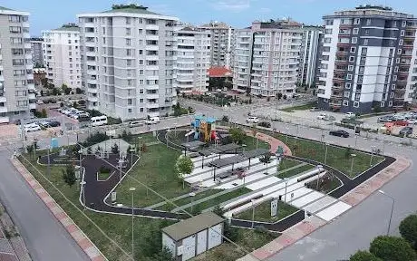 Photo de Çocuk Parkı