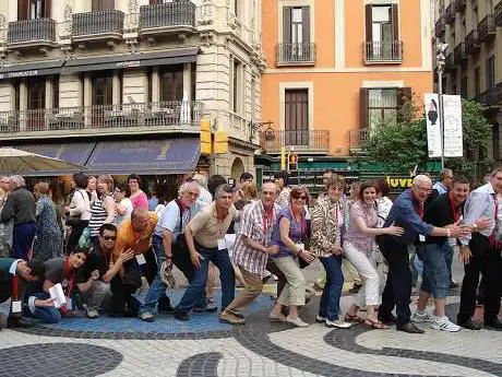 Photo de ICONO Barcelona Tours