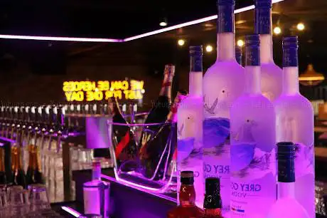 Photo de Tilt! - Pub & Club