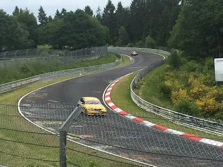 Photo de Nürburgring Nordschleife - Zufahrt Touristenfahrten