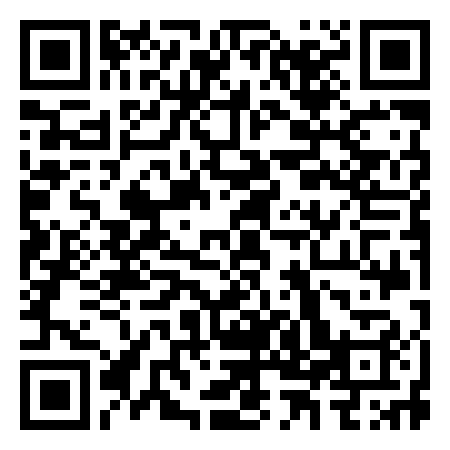 QR Code de Tebe in Costume Sculpture